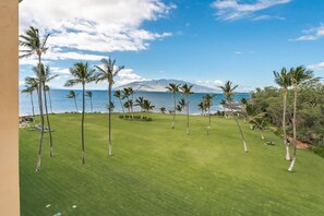 Private lanai with ocean view!