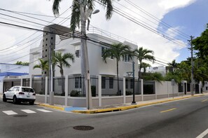 McLeary Avenue & Baños Street