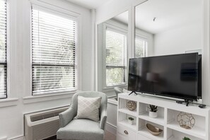 Living room, Lounge area Flat Screen TV