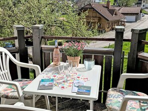 Plant, Table, Outdoor Table, Chair, Outdoor Furniture, Building, Window, Flower, Leisure, Folding Chair