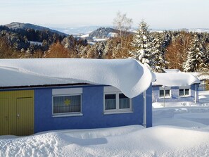 Schnee, Winter, Zuhause, Eigentum, Haus, Einfrieren, Dach, Himmel, Grundeigentum, Baum