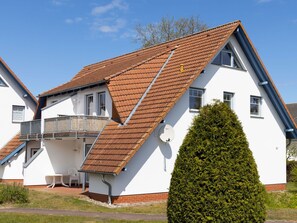 Gebäude, Fenster, Haus, Zuhause, Dach, Wohngebiet, Fassade, Hütte, Urban Design, Abstellgleis