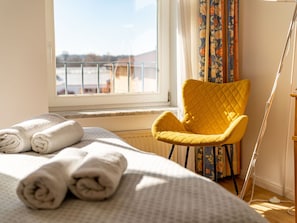 Eigentum, Möbel, Komfort, Holz, Fenster, Textil, Die Architektur, Interior Design, Gebäude, Wohnzimmer