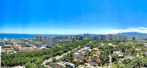  Vista varanda. Mar, lago e montanha.