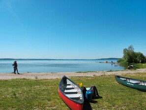 Water, Sky, Boat, Plant, Watercraft, Boats And Boating--Equipment And Supplies, Cloud, Tree, Lake, Beach