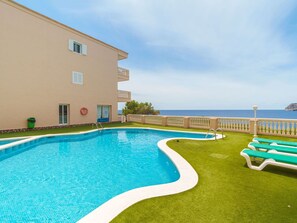 Water, Sky, Cloud, Property, Swimming Pool, Building, Blue, Azure, Plant, Outdoor Furniture