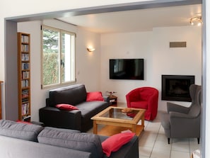 Wohnzimmer, Zimmer, Eigentum, Möbel, Interior Design, Couch, GebÀude, Rot, Haus, Zuhause
