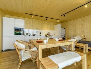 Chalet an der Lofer, 2 separate Schlafzimmer-Küche