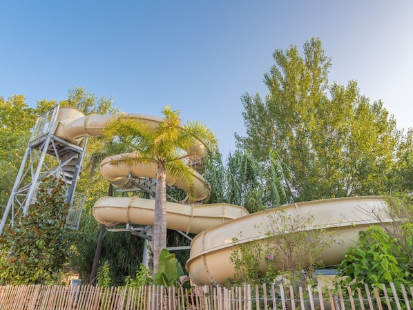 Chute, Recreation, Water Park, Swimming Pool, Park, Vacation, Outdoor Play Equipment, Resort