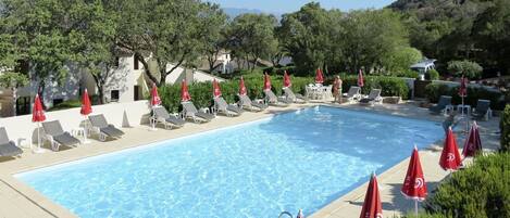 Piscine, Recours, Propriété, Loisir, Ville, Ville Resort, Vacances, Arbre, Tourisme, Immobilier