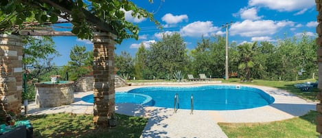 Proprietà, Piscina, Immobiliare, Estate, Casa, Costruzione, Casa, Erba, Zona Residenziale, Albero