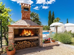 Property, Home, Real Estate, Masonry Oven, Heat, House, Room, Sky, Landscape, Building