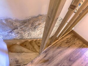 Stairs, Wood, Flooring, House, Floor, Wood Stain, Tree, Hardwood, Tints And Shades, Plank