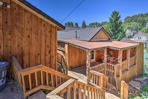 Exterior | Private Entrance