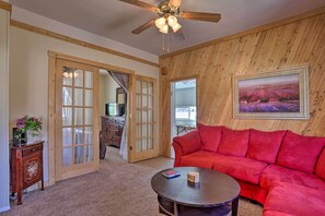 Living Room | Ceiling Fan | Central Heating