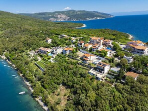 Coast, Coastal And Oceanic Landforms, Sea, Bird'S-Eye View, Ocean, Bay, Shore, Headland, Sound