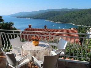 Water, Sky, Furniture, Table, Property, Plant, Chair, Mountain, Seaside Resort, Azure