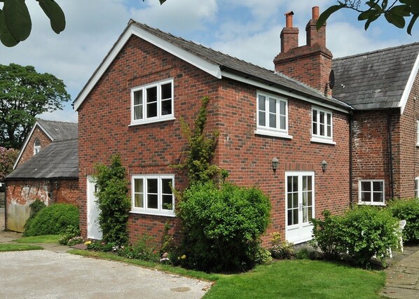 Yew Tree Farm Cottage