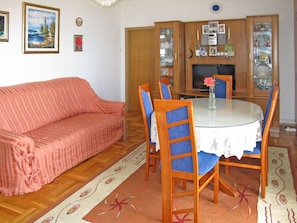 Room, Furniture, Property, Living Room, Floor, Table, Interior Design, House, Real Estate, Home