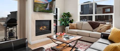 Living Area with Smart TV and Fireplace