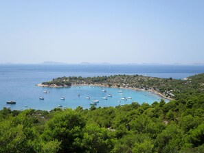 Wasser, Himmel, Wolke, Wasservorräte, Azurblau, Baum, Natürliche Landschaft, Strand, Küsten Und Ozeanische Forms, Pflanze