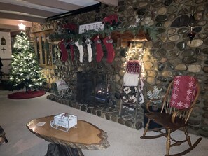 Fieldstone (gas) fireplace in great room.