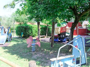 Pflanze, Grün, Baum, Gras, Schatten, Grundstueck, Erholung Im Freien, Biome, Nachbarschaft, Freizeit