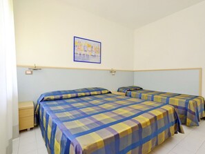 Chambre, Lit, Pièce, Meubles, Drap De Lit, Propriété, Cadre De Lit, Mur, Bâtiment, Design Intérieur