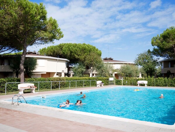 Piscina, Ocio, Propiedad, By, Recurso, Centro De Ocio, Vacaciones, Agua, Edificio, Ciudad De Vacaciones