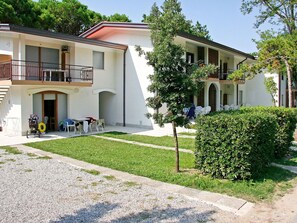 Eigentum, Haus, Gebäude, Wohngebiet, Grundeigentum, Nachbarschaft, Zuhause, Die Architektur, Wohnung, Fassade