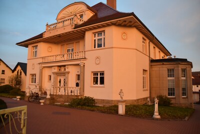 Villa Hünlich - Ferienwohnung mit Balkon und herrlichem Blick in die Oberlausitz