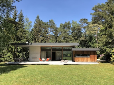 Architektenhaus im Wald, nur 50 km von Paris entfernt