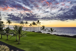 Beautiful sunset from Holua Kai #23