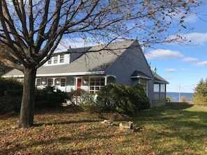 Boyer Bay House