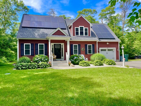 House is situated off the road, large front and back yard, lots of parking !