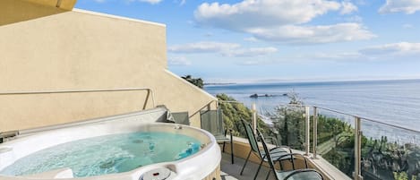 hot tub with ocean view