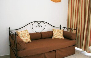 Sleep comfortably in the lovely sofa bed.
