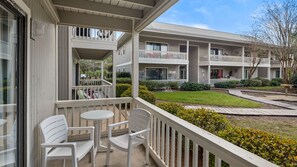 Beachwood Villas 8E Balcony