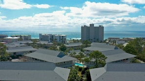 Beachwood Villas Grounds and Amenities