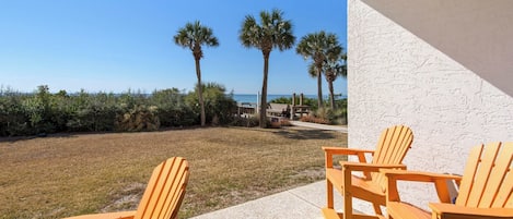 Palms C4 Patio area