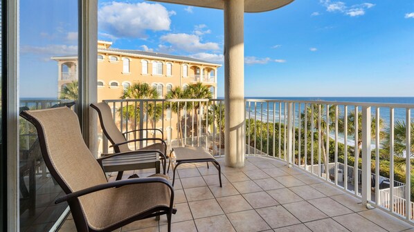 TQL310 Balcony