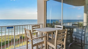 TQL310 Balcony