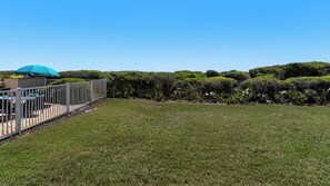 BeachCrest 102 -