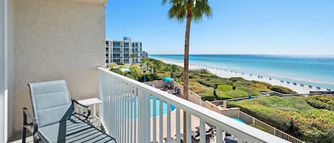 BeachCrest 304 Balcony NEW