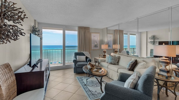 BeachCrest 405 Living Area with Gulf Views
