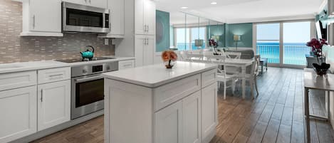 BeachCrest 604