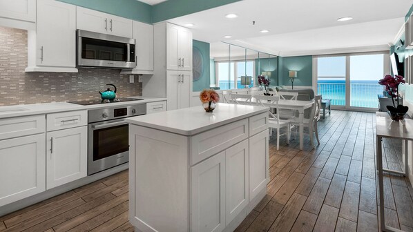 BeachCrest 604