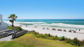 Beachside Condo 6 Balcony View