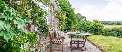 Greygles, Melcombe Bingham: The front garden - a perfect spot to relax