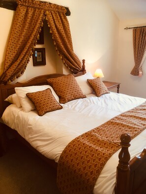 Super king size bedroom